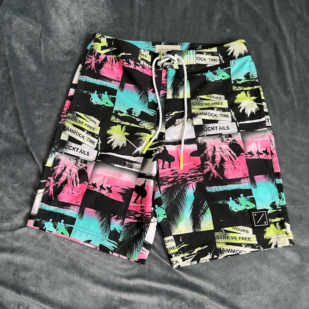 American Eagle Tropical Vibes Men's Swim Board Shorts